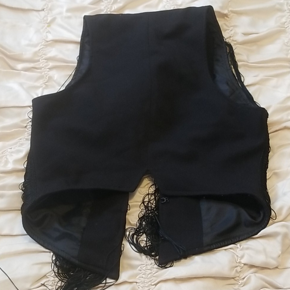 Vest - Picture 5 of 7